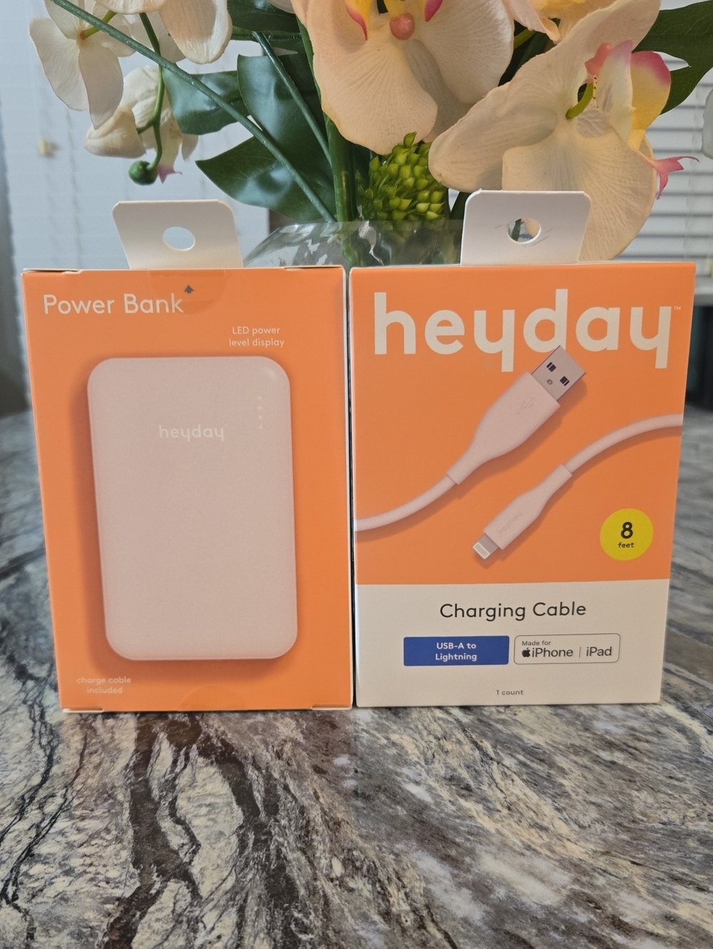 heyday White Power Bank with White 8ft Lightning Cable